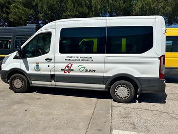 Ford transit attrezzato disabili