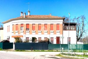 MONOLOCALE A MOLINELLA