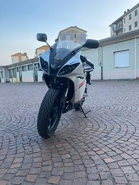 Rieju rs3 125