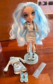 BAMBOLA SKYLER RAINBOW HIGH CON GUARDAROBA