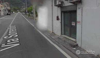 Locale commerciale su strada provinciale