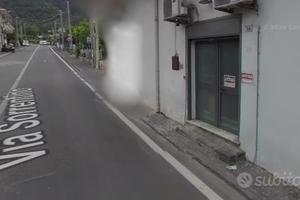 Locale commerciale su strada provinciale