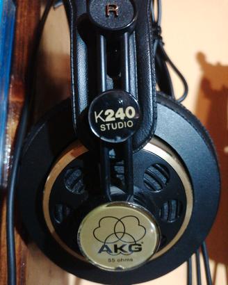 AKG K 240 STUDIO