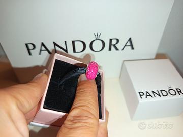 CHARM COMPATIBILE FUCSIA PERLATO CON DECORO TRECCE