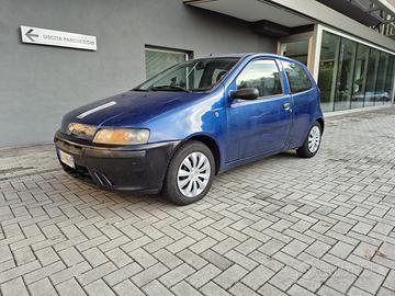 Fiat punto 1.9 JTD prezzo trattab