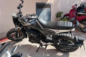 Husqvarna Svartpilen 401