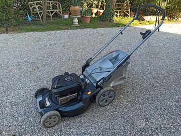 tagliaerba castelgarden a trazione 