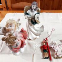 ANGELI IN RESINA E PINOCCHI IN LEGNO
