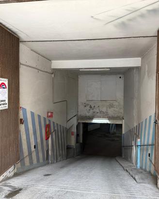 Box/Garage in Via Circumvallazione