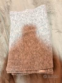 Sciarpa grigia Pimkie morbida ed effetto caldo