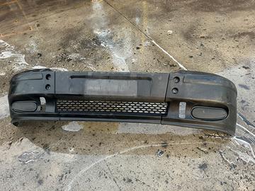 Paraurti anteriore ford transit 2005