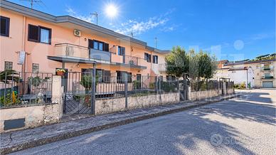 Villa a schiera Sparanise [Cod. rif 3338258VRG]