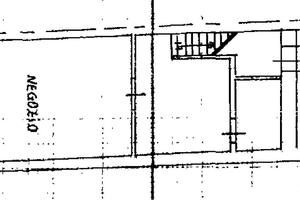 Negozio Fondo commerciale Via Bisenzio