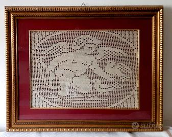 Quadro ricamato filet con angelo