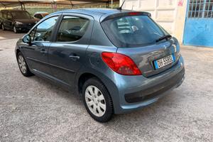 Peugeot 207 1.4 5 Porte