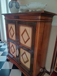 mobile in puro legno 