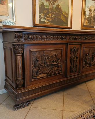 credenza in legno massello scoplita