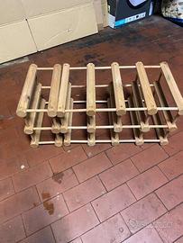 portabottiglie in legno chiaro