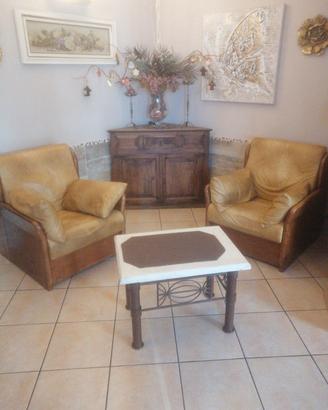 poltrone in legno e pelle