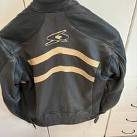 Giubbotto in pelle motociclista