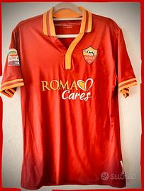 MAGLIA  gioco "player issued" autografata di TOTTI