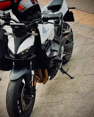 Honda Hornet 1000 RICHIAMO IN CORSO