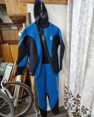 Muta per pesca subacquea con accessori