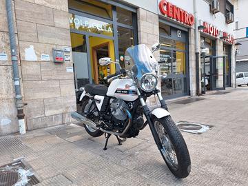 Moto Guzzi V7 Classic