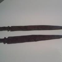 coppia aste in legno intagliato africane vintage