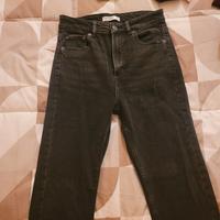 pantaloni skinny bershka 