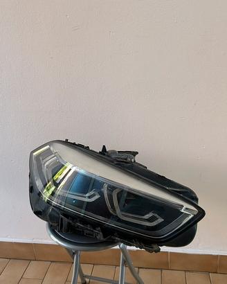 Faro Bmw Serie 1 F40