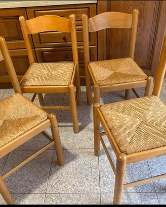 N.4 sedie da cucina in legno 