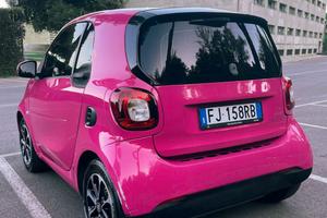 Smart coupe rosa Barbie Margot