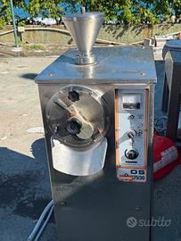 Si vende macchina per granite