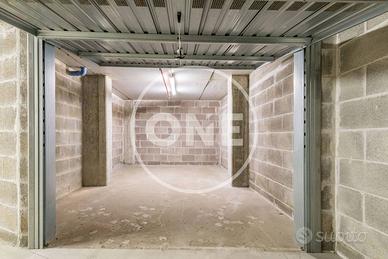 Box / Garage di 19 m² a Roma