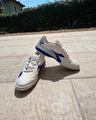 scarpe da calcetto Nike nr. 40,5