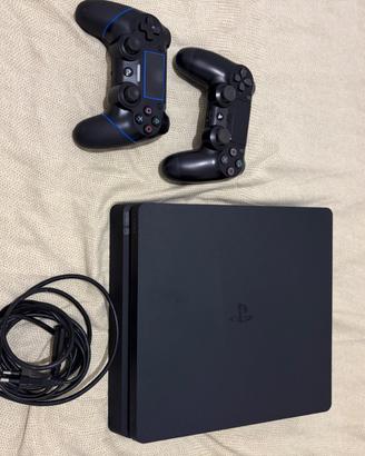 PlayStation 4 Slim + 2 joystick