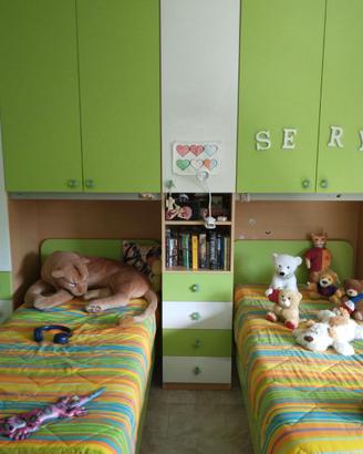 Cameretta a ponte completa di reti e materassi