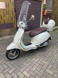 Vespa Primavera 150