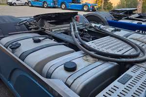 DAF 530 XF 2018 CON IMPIANTO RIBALTABILE  