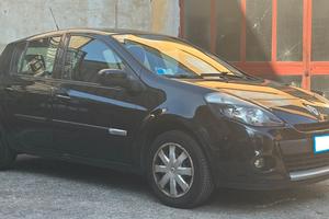 Renault Clio 1.2 16V 5 porte Dynamique