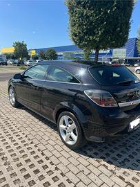 Opel Astra Gtc
