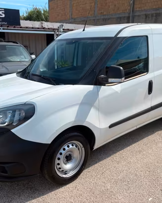 Fiat Doblò 1.3 MJT 95cv attrezzato uniprò
