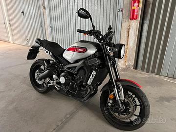 Yamaha XSR 900