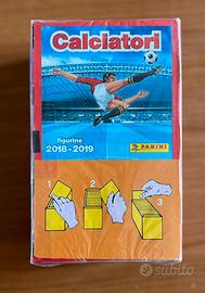 Box sigillato calciatori panini 2018-2019