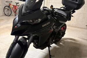 Moto Ducati multistrada V2S