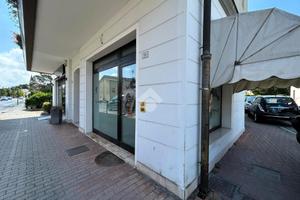 NEGOZIO A PREGANZIOL