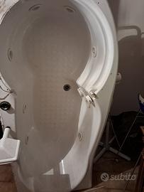 Vasca idromassaggio