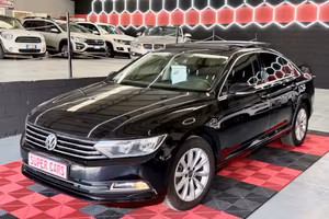 VW Passat 1.6TDI 120CV DSG NEOPATENTATI EU6