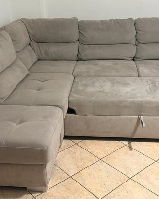 Divano letto angolare con pouf in tessuto